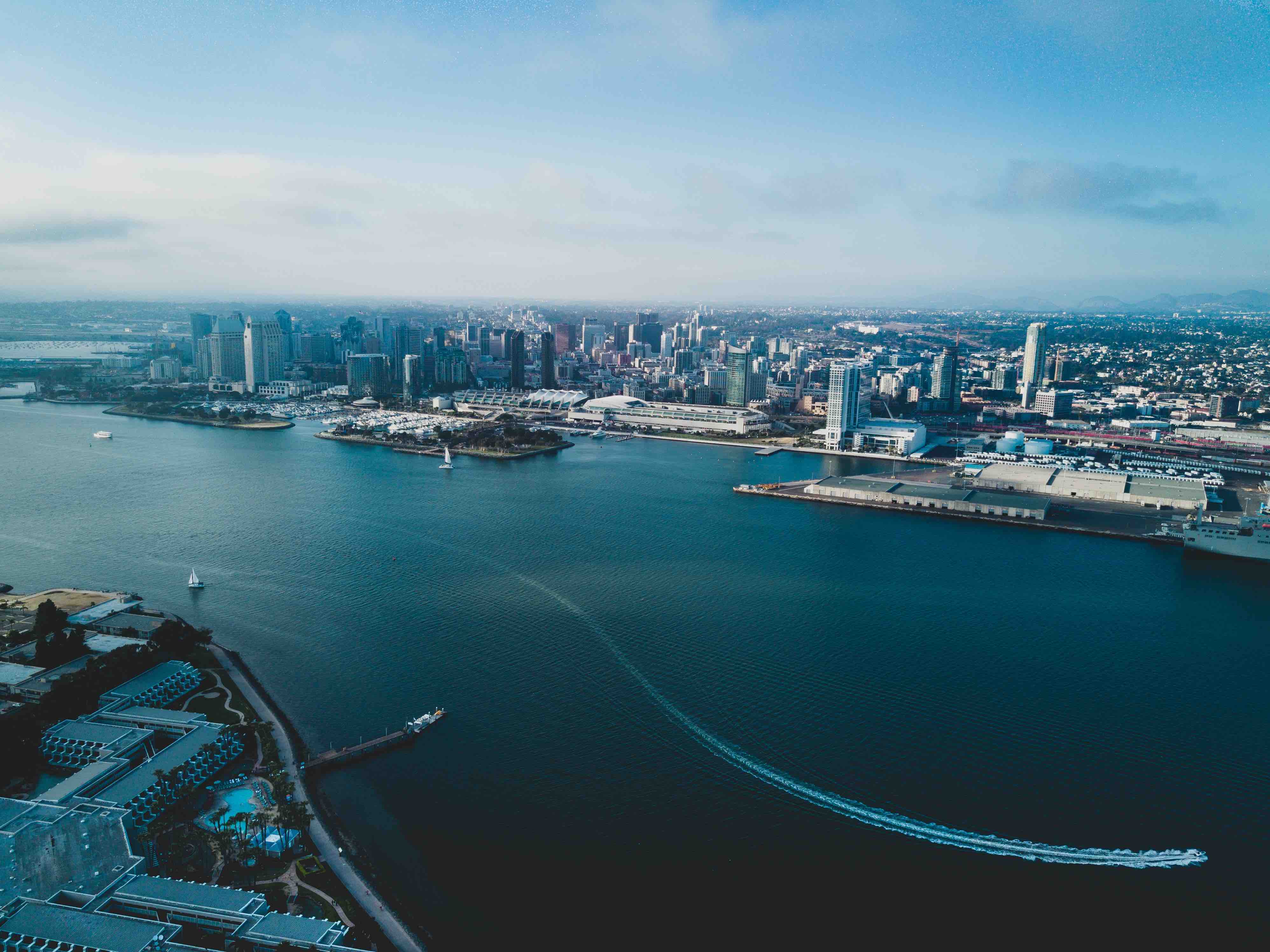 5 Best Smoking Spots in San Diego