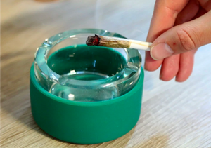 5 Reasons Why You Need a Portable Ashtray (And 5 Worth Buying)