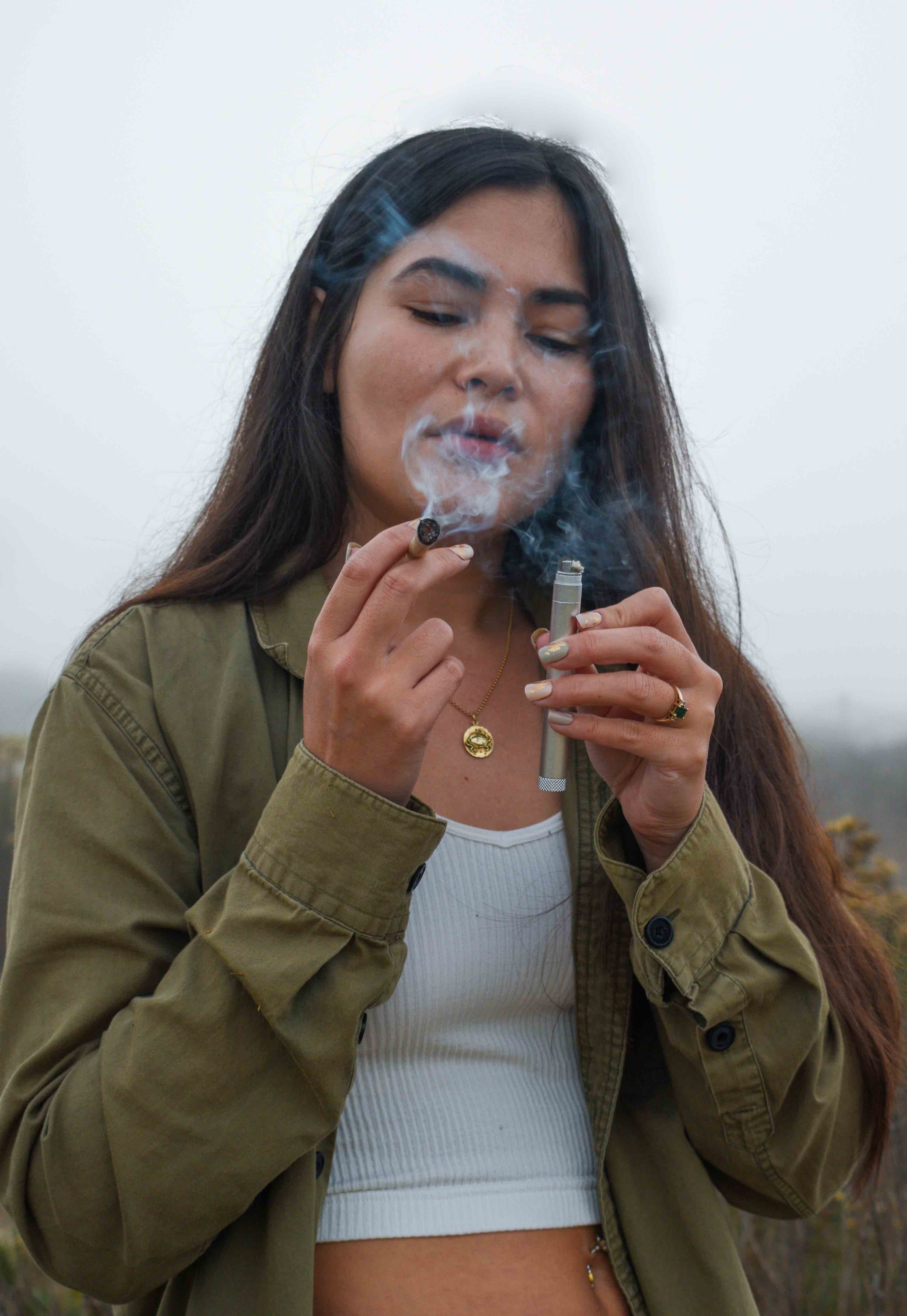 Social Smoking: Mastering Weed Etiquette
