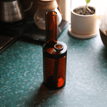 Amber Capsule